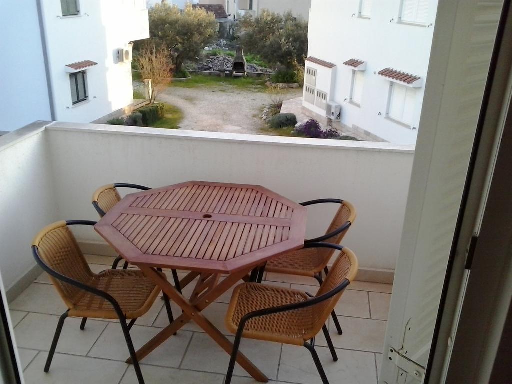 Apartment Kiko Rogoznica  Værelse billede