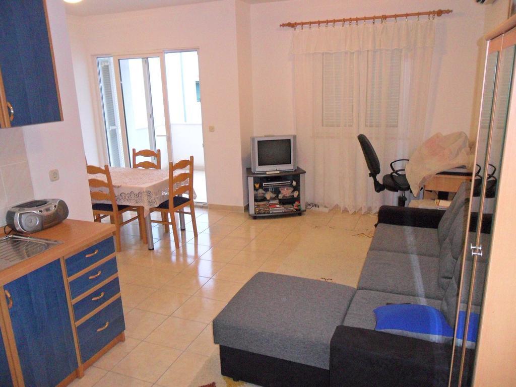 Apartment Kiko Rogoznica  Værelse billede